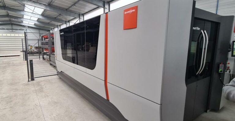 Opératrice operateur laser tôles et tubes